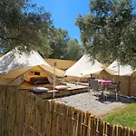 Ruina Glamping *