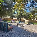 Ruina Glamping