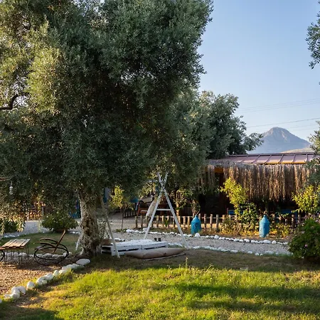 Kamp alanı Ruina Glamping