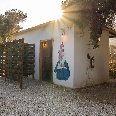 Ruina Glamping *