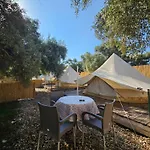 Ruina Glamping *