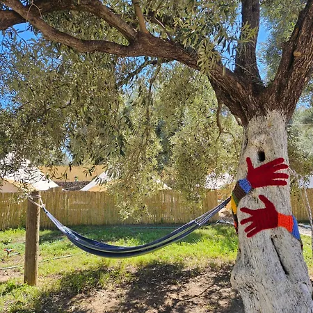 Ruina Glamping