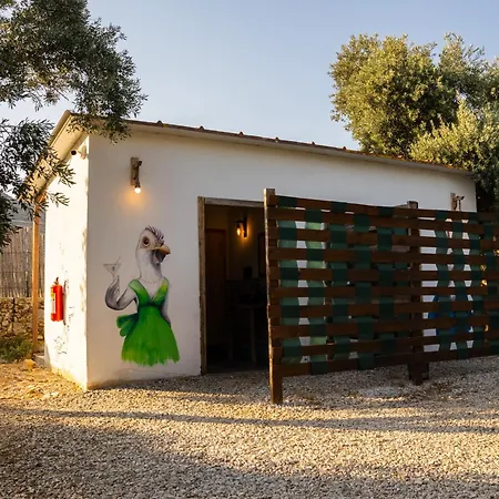 Ruina Glamping