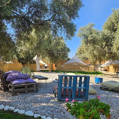 Ruina Glamping Campsite *