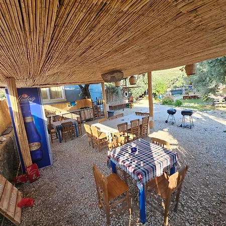 Ruina Glamping Campsite *